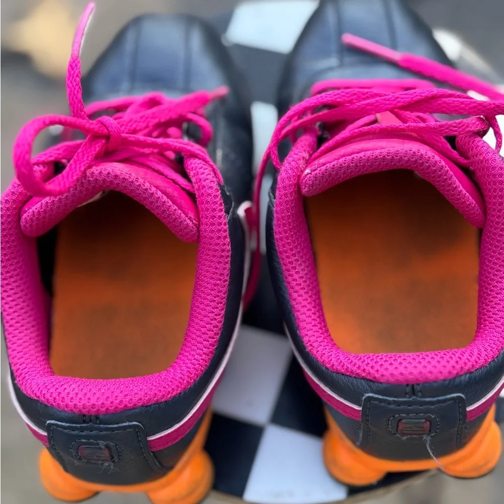 Nike Shox Toddler Sneakers – Size 9C •